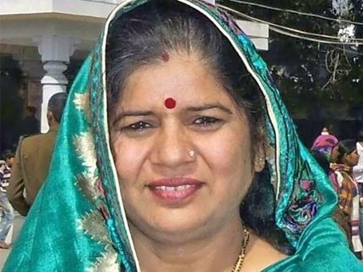 इमरती देवी ने 50 दिन रोके रखी फाइल,