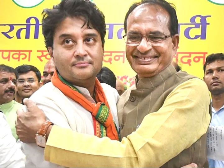 शपथ ग्रहण कार्यक्रम 3 जनवरी को दोपह
