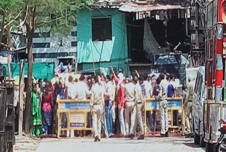 कोरोना संक्रमित के संपर्क में आए लो
