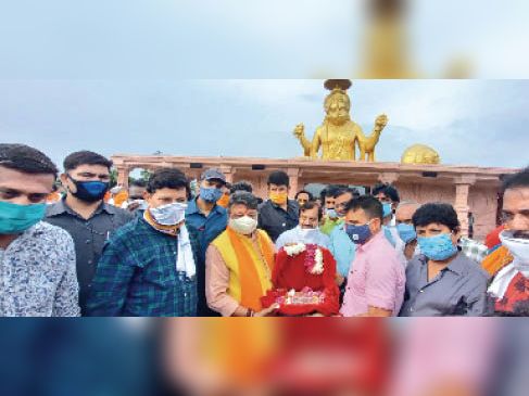 इंदौर से 11 किलो चांदी की शिला साइक