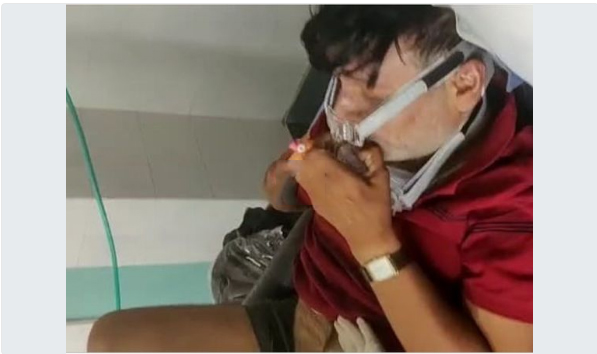 भोपाल एम्स में तड़पते पिता को लेकर 