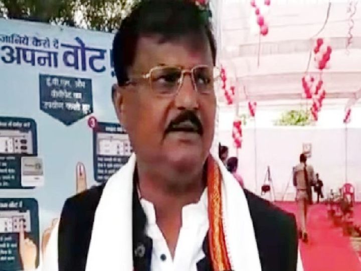 कांग्रेस प्रत्याशी गुड्डू का आराेप 
