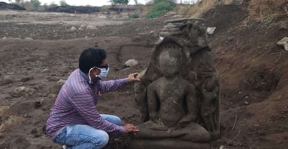 मध्यप्रदेश में भूमि से प्रकट हुई भग