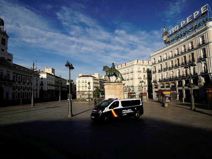 अब तक 65 हजार जान गईं: स्पेन में लग