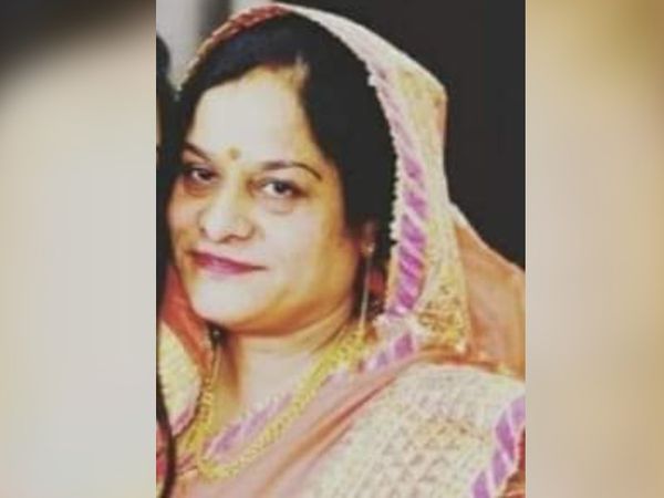 15 दिन से इंदौर के अरविंदो अस्पताल 