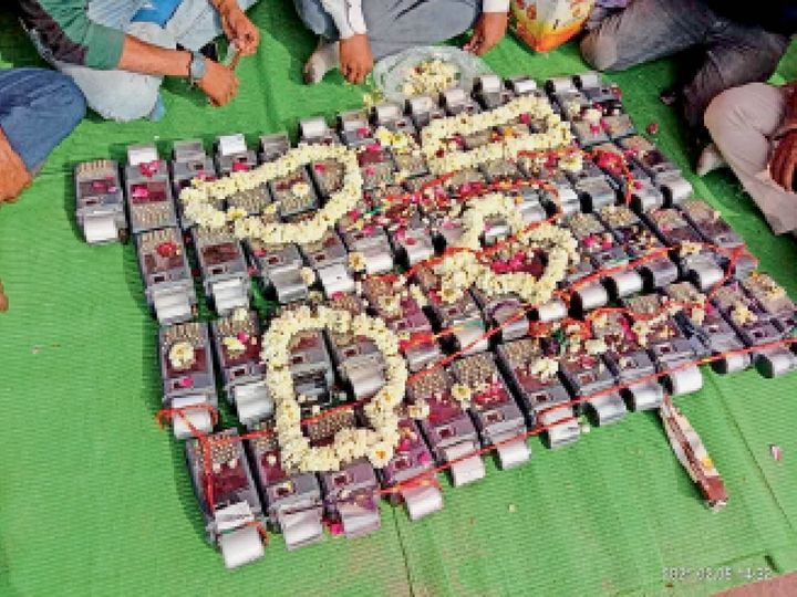 पीओएस मशीन में अपने आप घट-बढ़ रहा स्