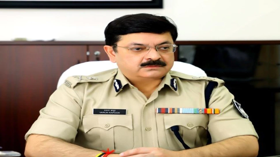 एडीजी का फर्जी फेसबुक अकाउंट बनाकर 