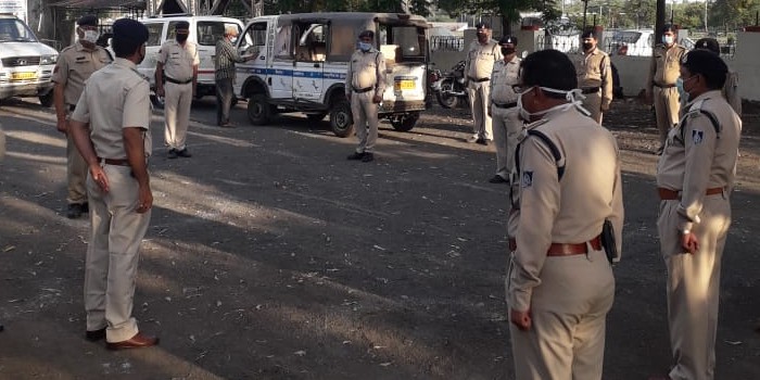 भोपाल में तीन थानेदारों सहित 271 पु