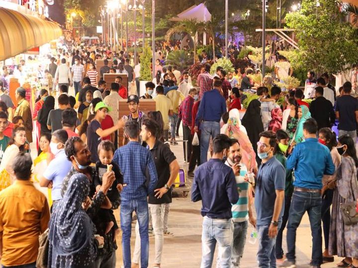 धार्मिक स्थलाें को अनलाॅक करने की उ