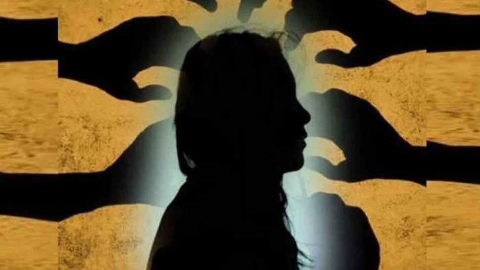 13 दिन तक अलग-अलग जगहों पर 8 लोगों 