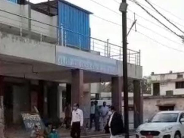 सतना के अस्पताल पहुंचे तो गायब थे ड