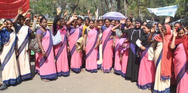 आंगनवाड़ी कार्यकर्ताओं का बकाया वेत