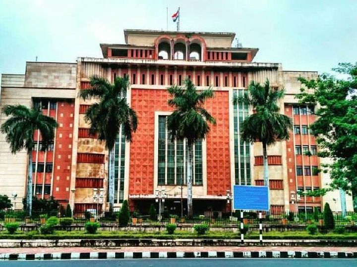 सड़कों की मरम्मत के लिए 13 स्टेट हाई