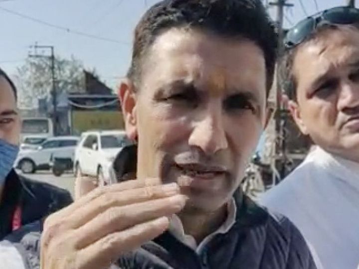 पटवारी बोले - मोदी जी पर भरोसा कैसे