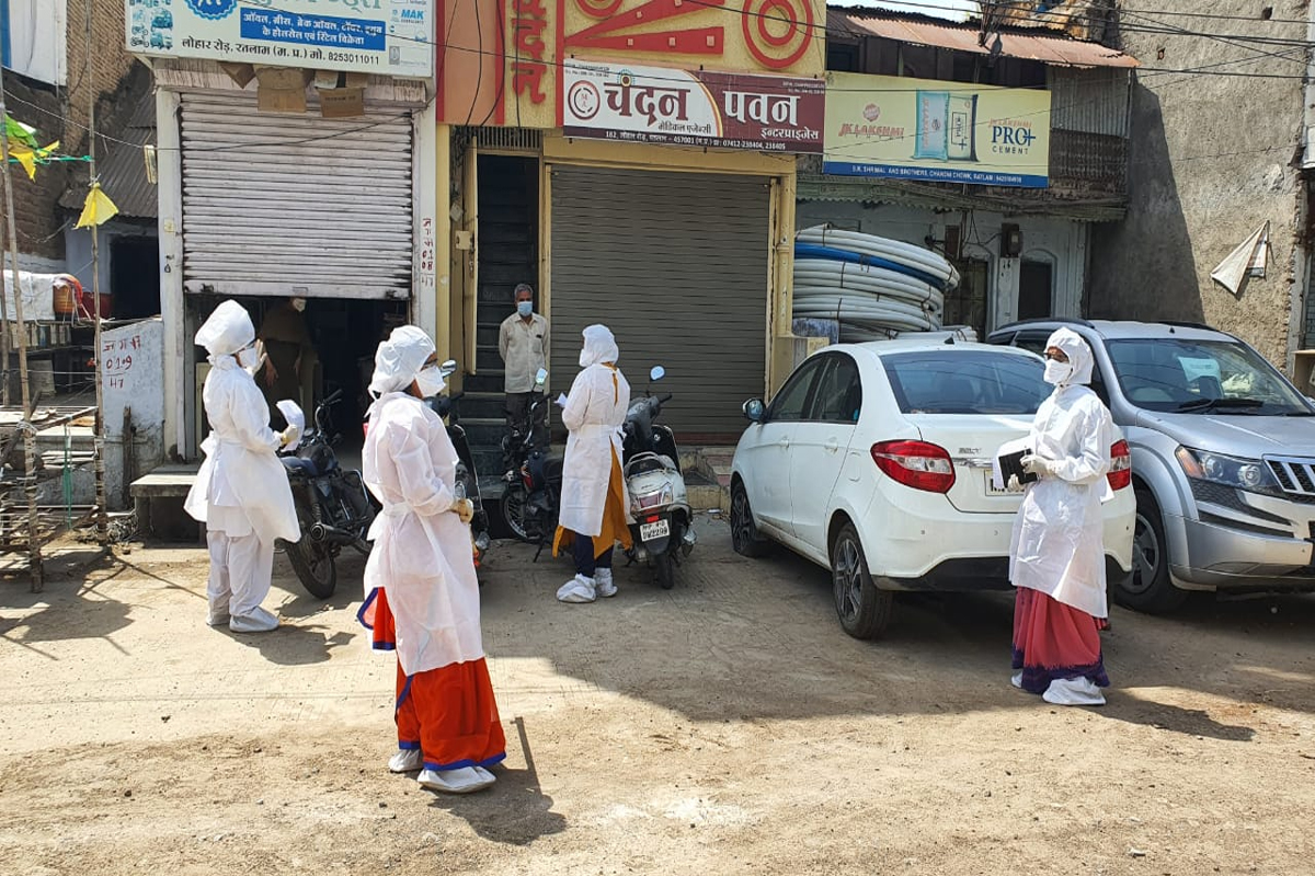 जिला दंडाधिकारी द्वारा रतलाम शहर मे