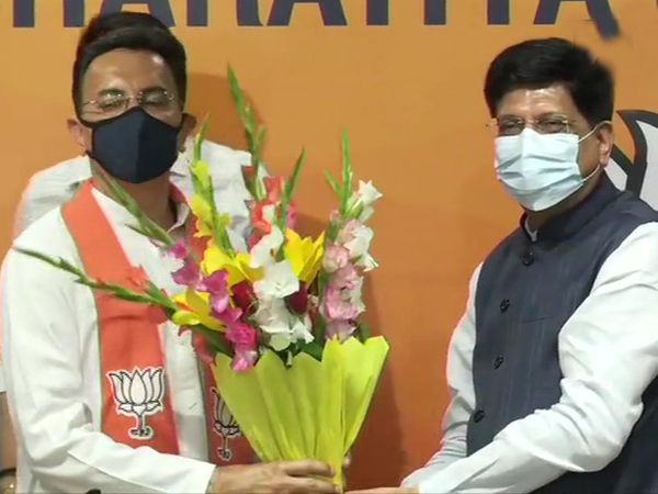 कांग्रेस छोड़ BJP में शामिल हुए पूर्