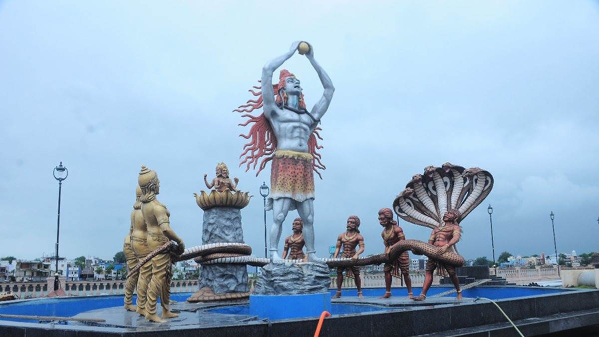 सनातन के ललाट पर विजय का तिलक...श्र