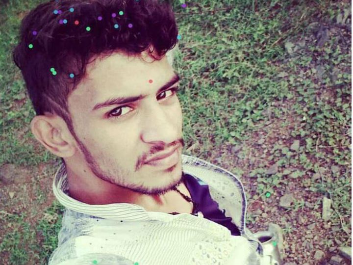घर से 200 मीटर दूर छात्र की गोली मा