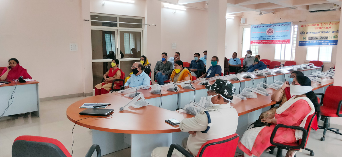 जिला न्यायालय परिसर में नशा उन्मूलन