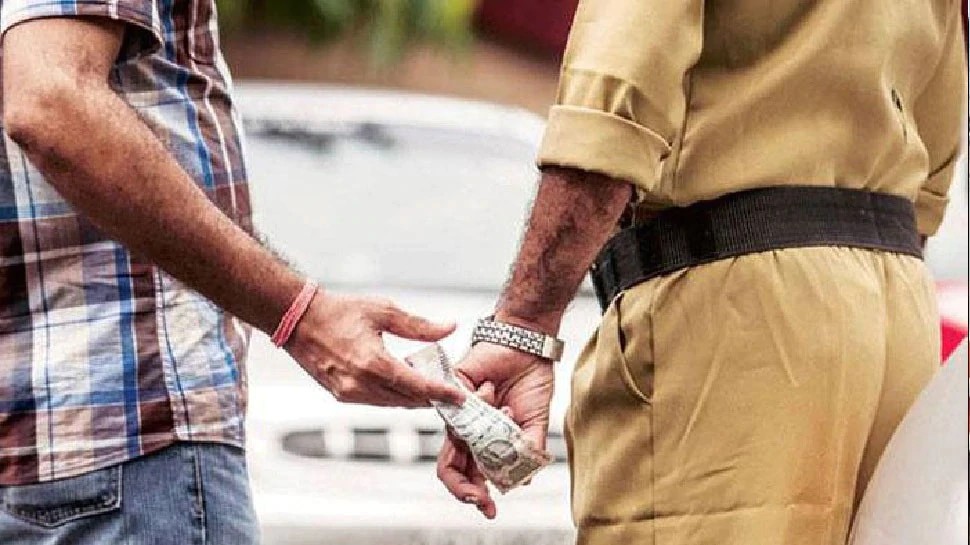 बलरामपुर गैंग रेप मामला: पुलिस पर ल