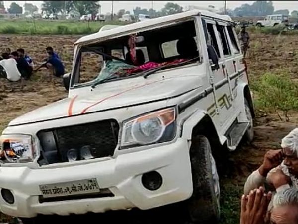 छात्र बोले - यूनिवसिर्टी की वेबसाइड