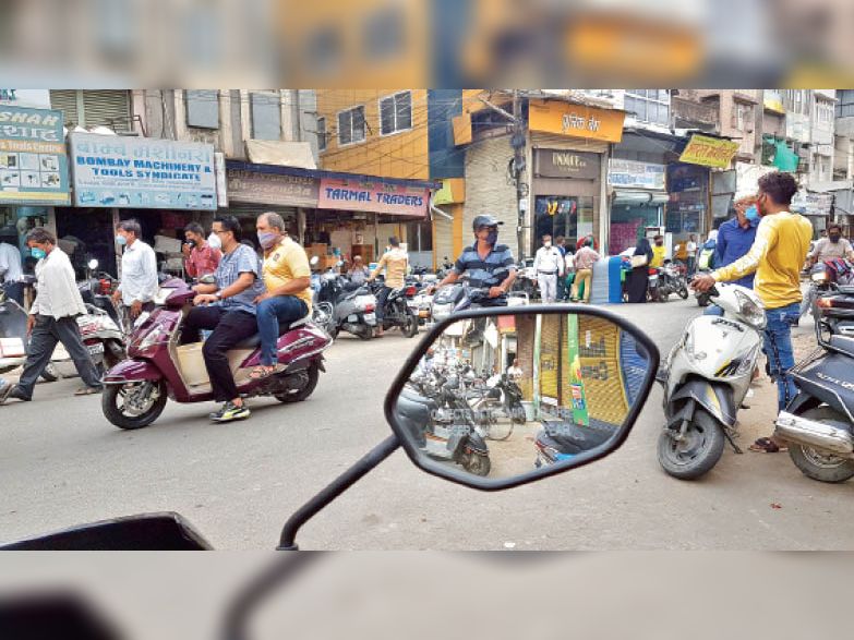सियागंज में सफल रहा लेफ्ट-राइट रानी