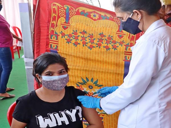 एक दिन में 78 हजार डोज लगाए, 51% लो