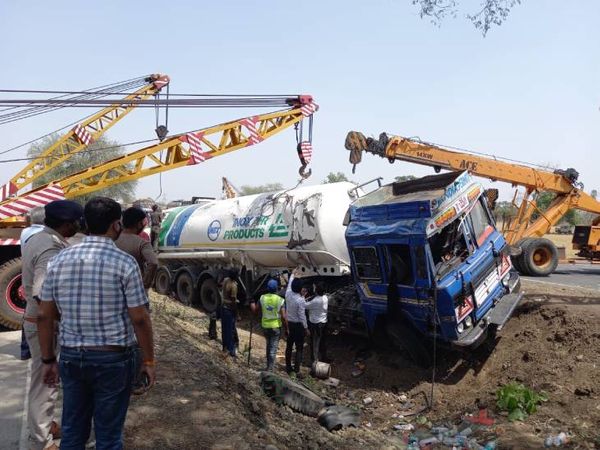 सीहोर के पास भोपाल आ रहा 40 टन ऑक्स