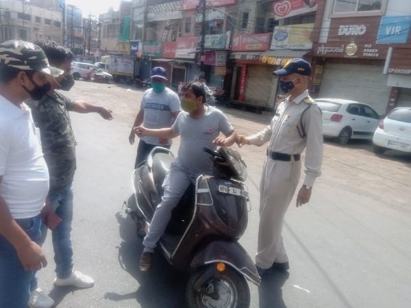 दादाजी की 2 साल पुरानी ब्लड रिपोर्ट