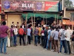 इंदौर शहर से लगे मांगलिया में शराब 