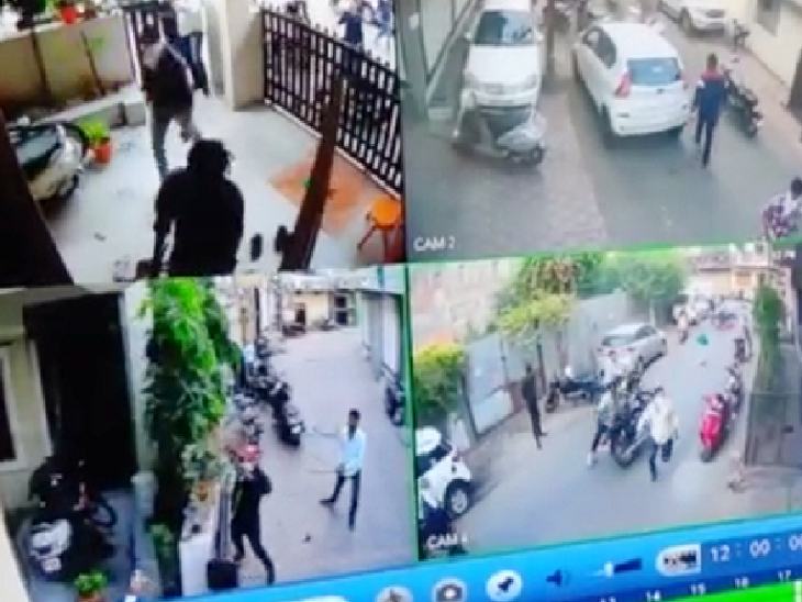 20 बाइक से हथियारबंद बदमाश आए, दरवा