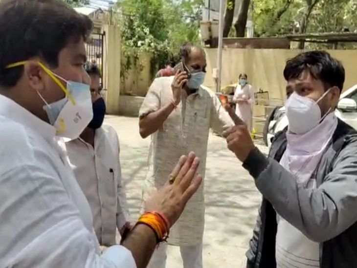 रोते हुए बोला बेटा - डॉक्टरों ने ना