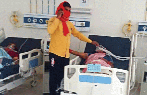 शहडोल मेडिकल कॉलेज के ICU में भर्ती