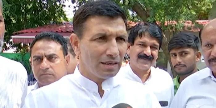 इंदौर आने की हिम्मत तक नहीं जुटा पा