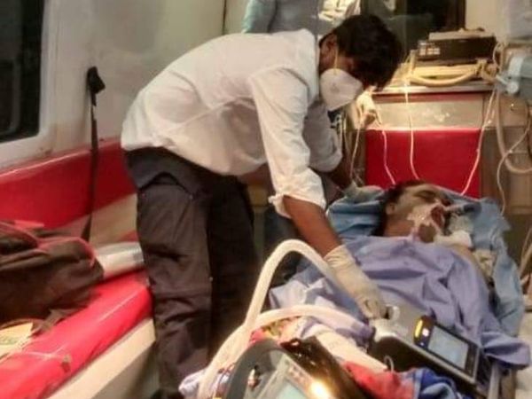 कोरोना संक्रमित डॉक्टर का इलाज करान