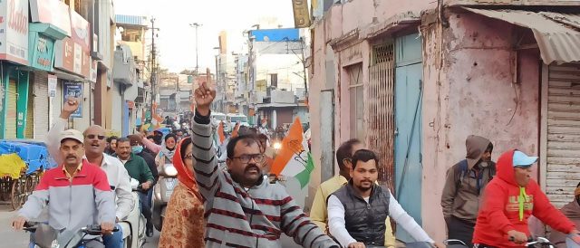 पेट्रोल- डीजल के बढते दामों और मंहग