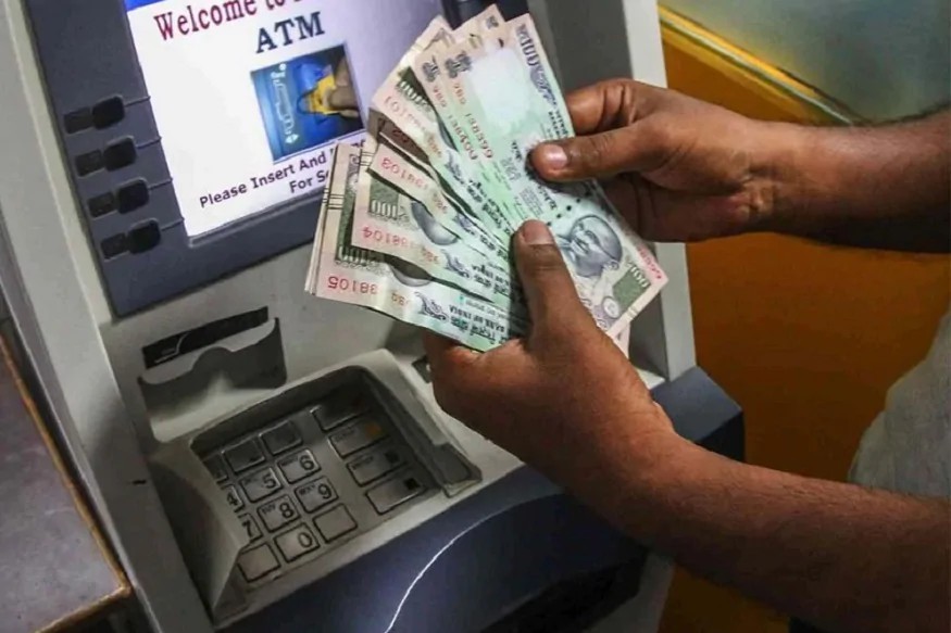 ATM से 5000 से ज्यादा कैश निकालने प