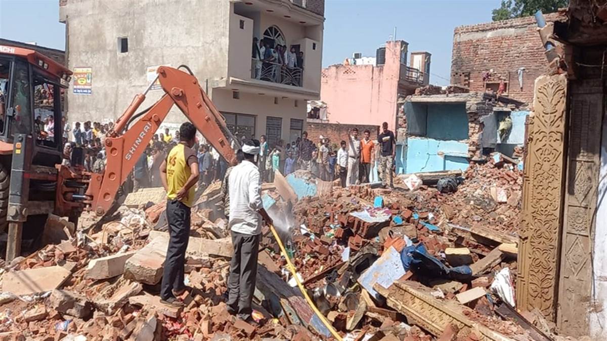 मध्य प्रदेश के मुरैना में बड़ा हादस