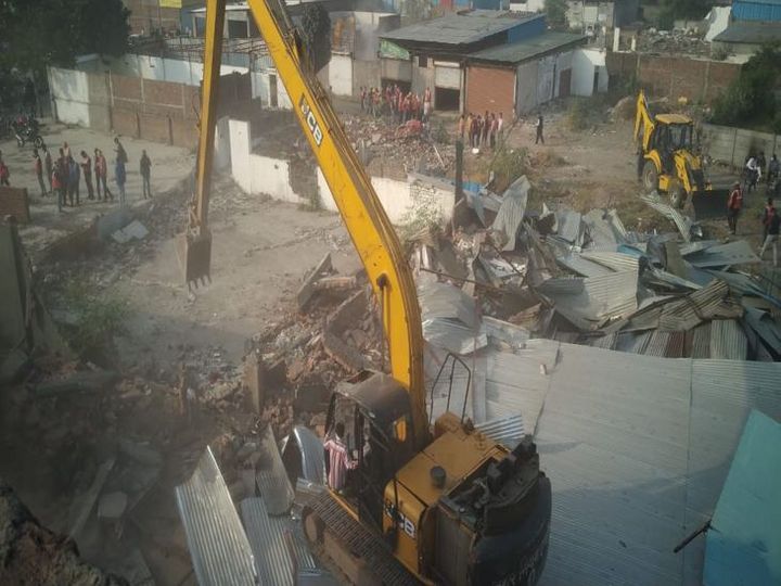 हिस्ट्रीशीटर मुख्तियार के अवैध कब्ज