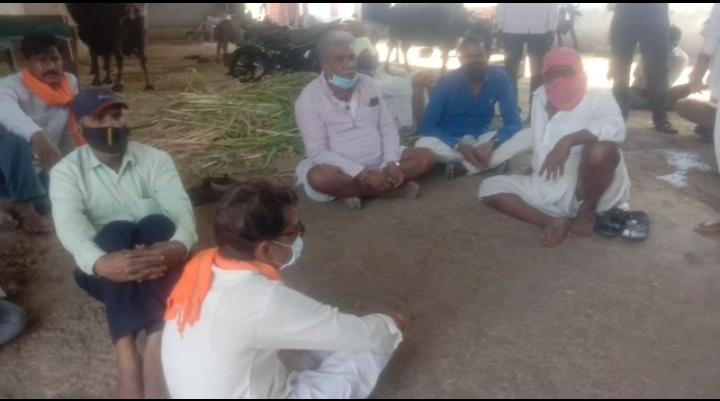 पूर्व विधायक के पुत्र ने लगाई फाँसी