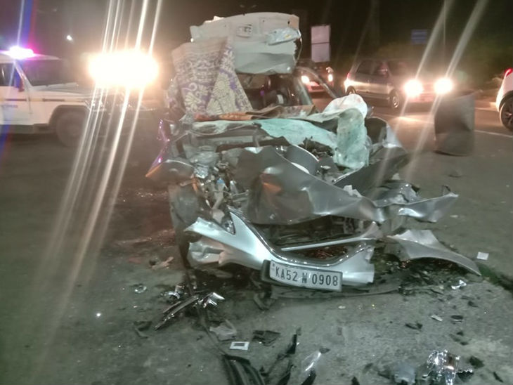 जबलपुर-नागपुर हाइवे पर खड़े टैंकर मे