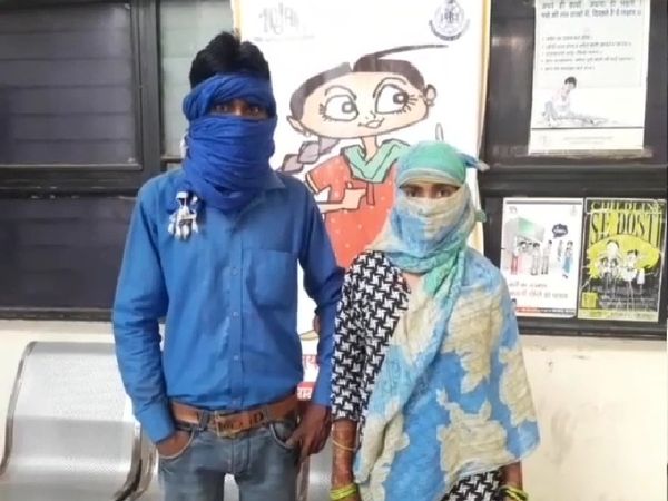 बॉयफ्रेंड का हाथ थामे हुए SP के पास