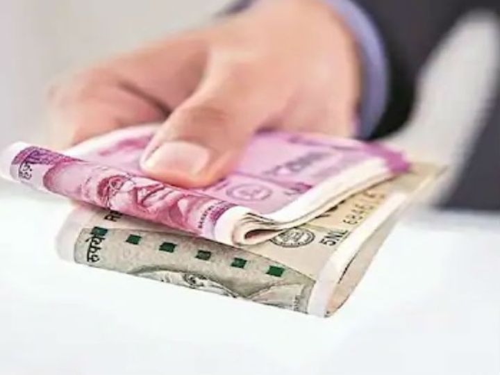 मप्र में कोरोना काल में नौकरी गंवा 