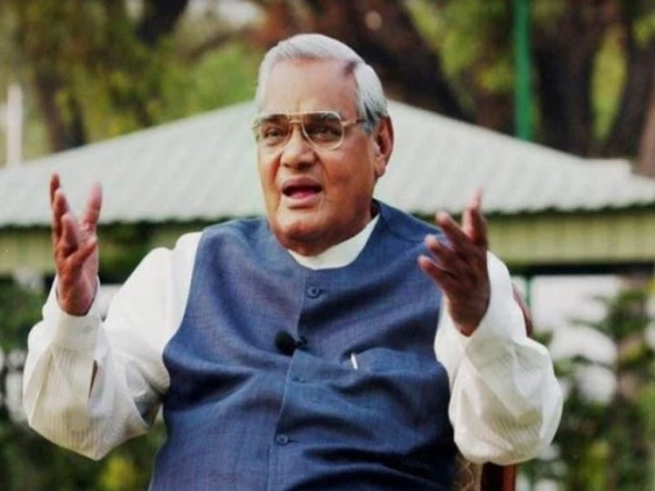 प्रखर वक्ता, राजनेता और ओजस्वी कवि 