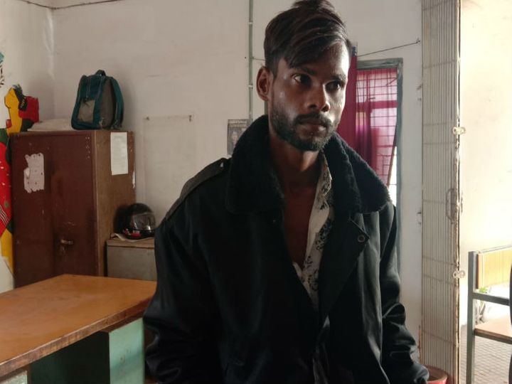 पहाड़ी में छिपा था दुष्कर्मी, पैसे क