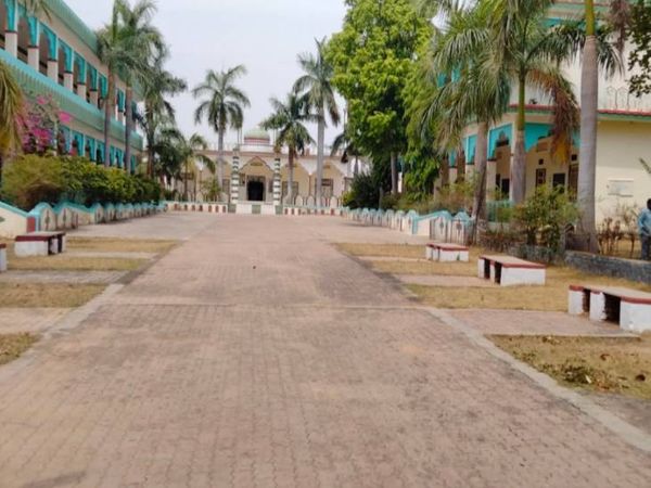 आस्थालयों से दुआ के साथ दवा की शुरु