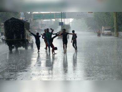 शहरी क्षेत्रों में पिछले साल से कम 