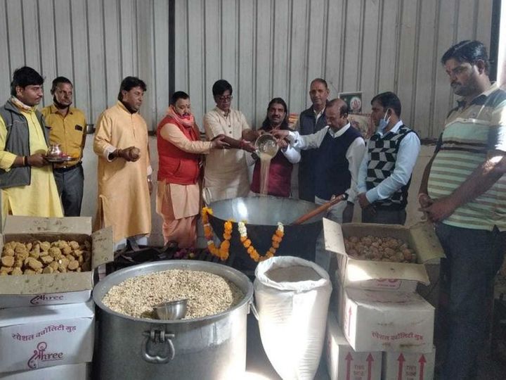 खजराना गणेश मंदिर में 51 हजार लड्डु