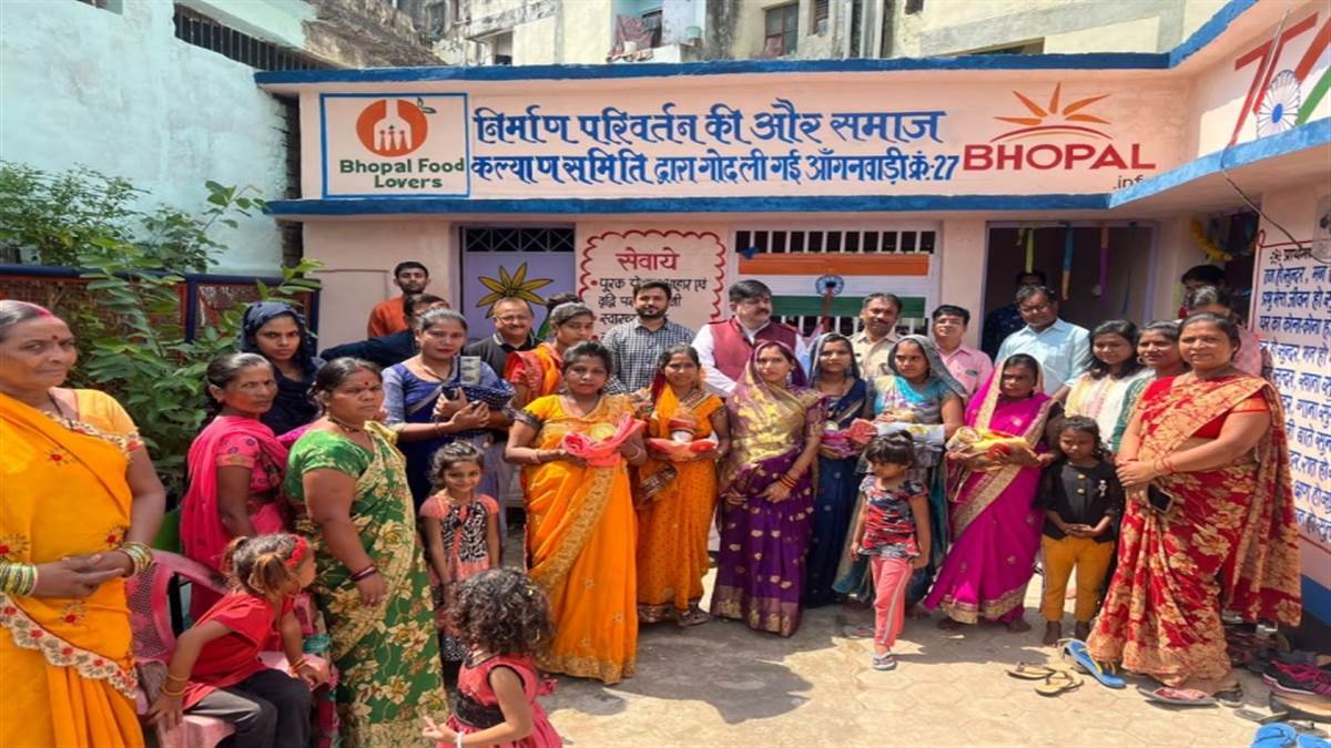 निर्माण संस्था ने गोद ली आंगनवाड़ी,
