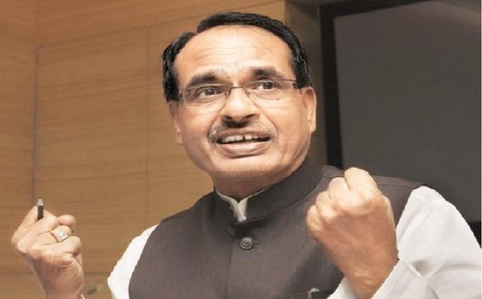 संकट में फंसे मजदूरों और बच्चों को 